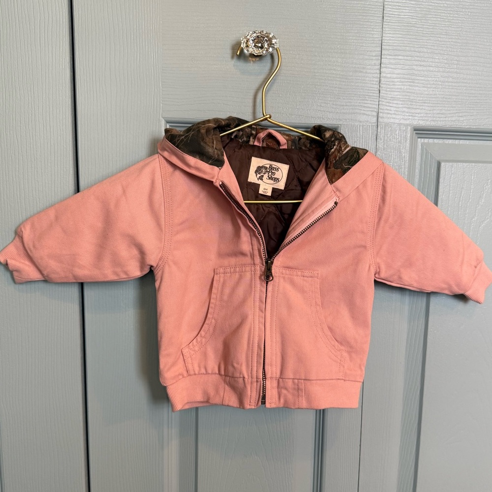 Bass Pro Shop Pink Hooded Zip-Up Jacket with Camouflage Lining